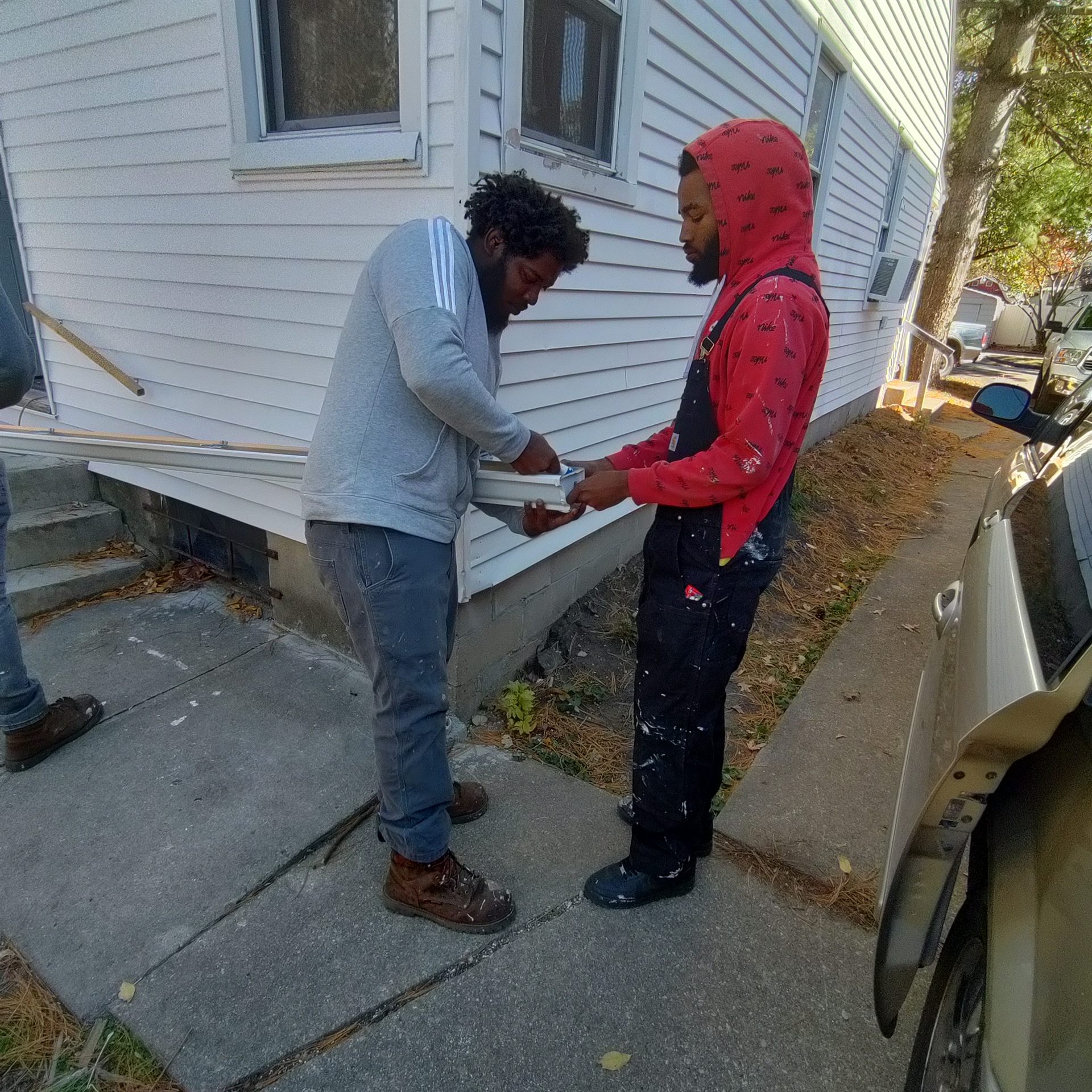 Participants collaborating during One Level field work